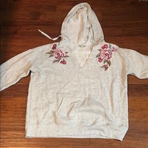 American Eagle sweatshirt